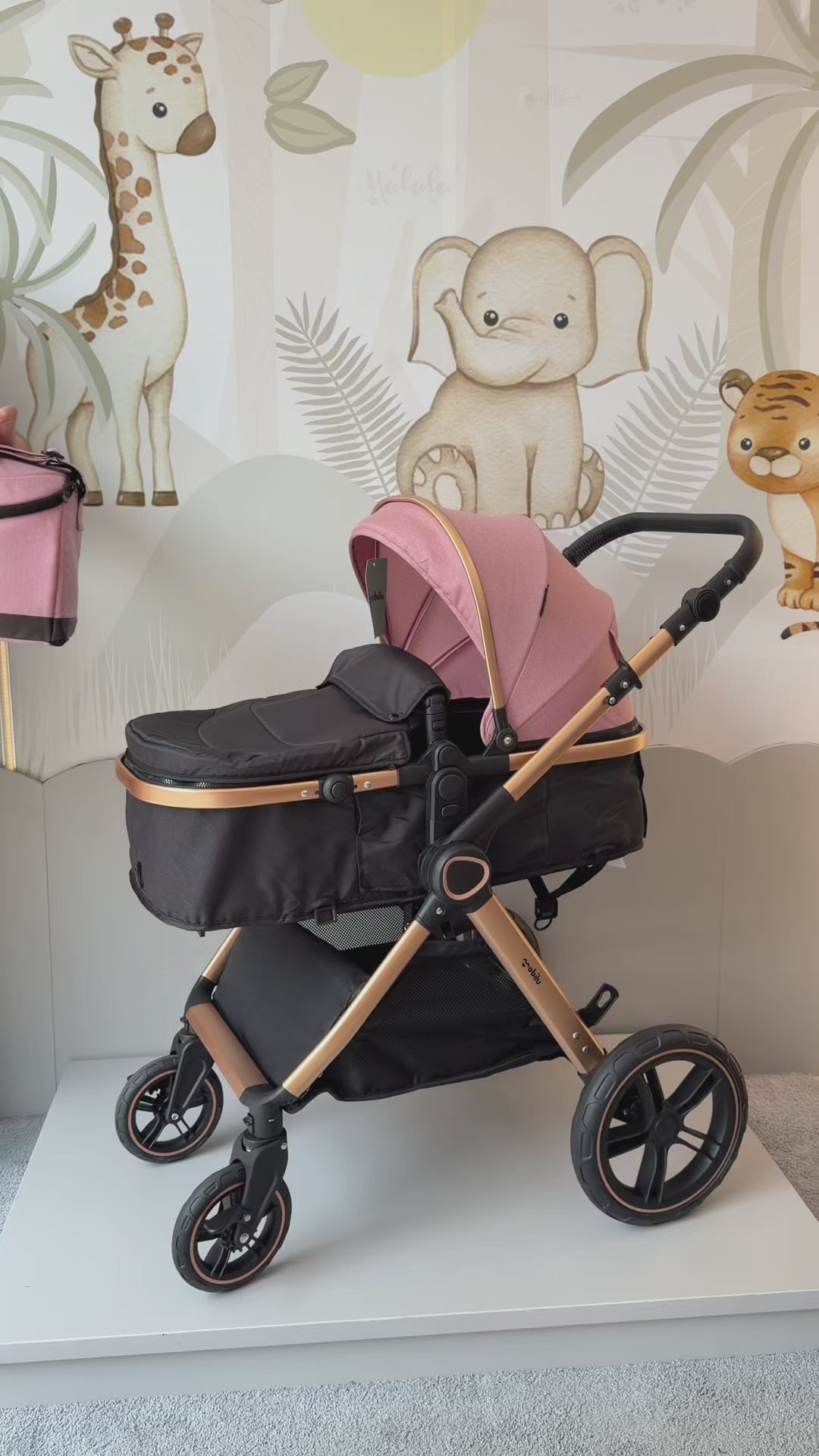 COCHE MOISES CON PORTA BEBE Y PAÑALERA